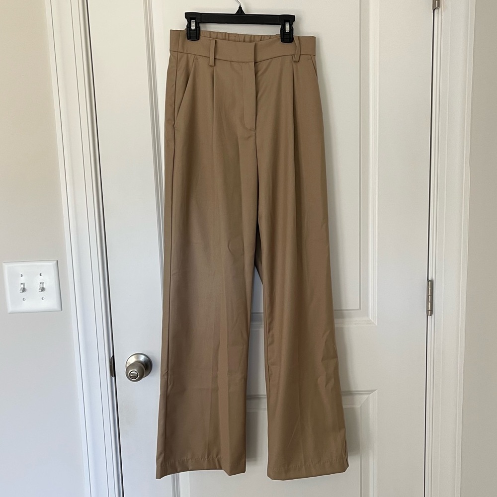 H&M Tan Trouser Pants with Pockets - Size 4